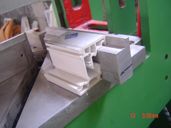 加工维卡型材必备工装.png 加工维卡型材必备工装.png